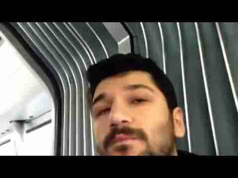 Kameraya Vura Vura Metrobüsü Dolaşmak